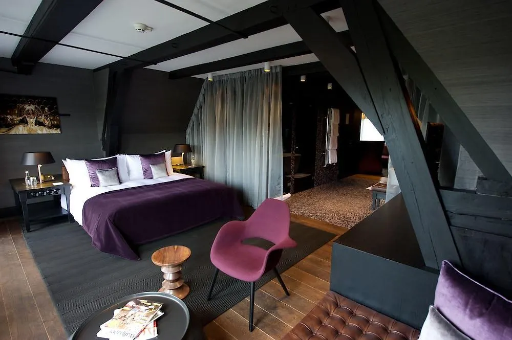 Canal House Amsterdam 4*,