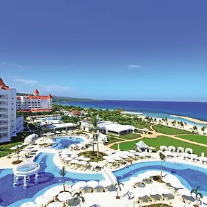https://luxury-bahia-principe-runaway-bay.comcaribbean.com