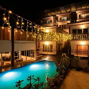 https://greentrees-luxury-suites-treetop.kerala-hotels.net