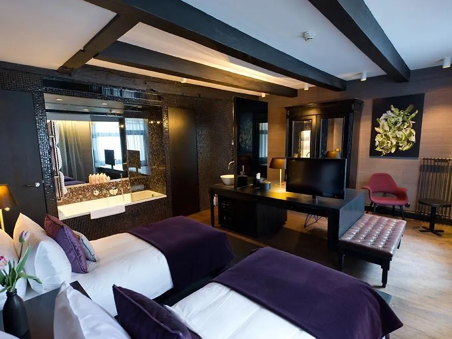 Canal House Amsterdam 4*,
